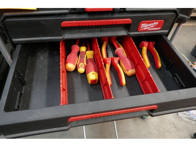 Gereedschapskoffer set milwaukee - afbeelding 3 van  5