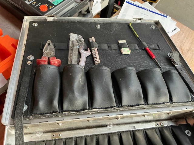 Gereedschapskoffer - afbeelding 2 van  5