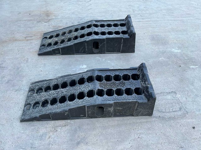 Gereedschapsramp (2x) - afbeelding 2 van  4
