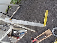 Gereedschapsset (versnipperaar, slijpmachine, boormachine, ladder, enz.) - afbeelding 2 van  46