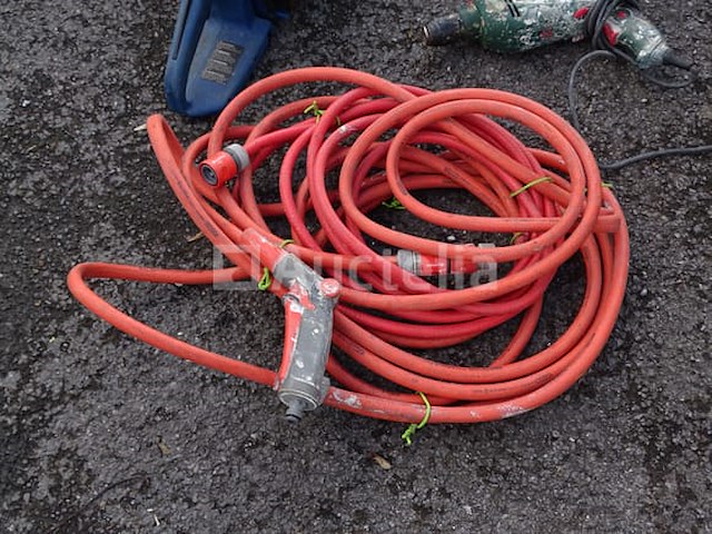 Gereedschapsset (versnipperaar, slijpmachine, boormachine, ladder, enz.) - afbeelding 12 van  46