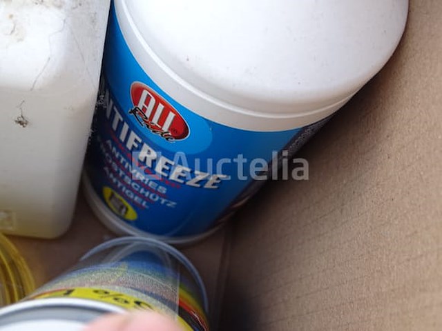 Gereedschapsset (versnipperaar, slijpmachine, boormachine, ladder, enz.) - afbeelding 28 van  46