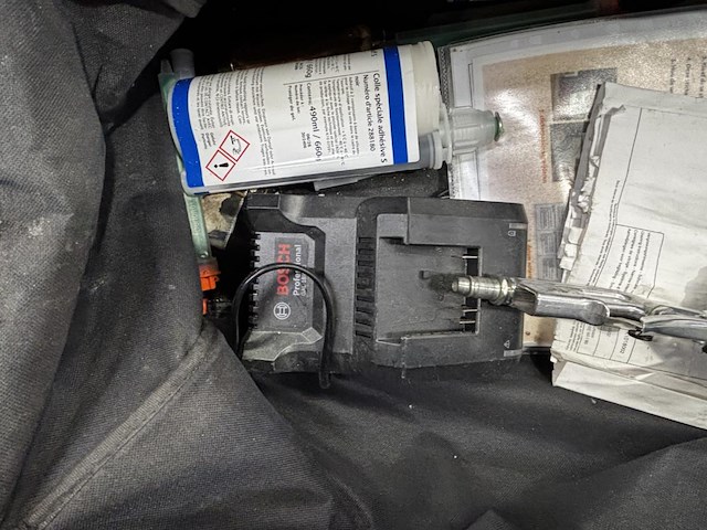 Gereedschapstas met inhoud - afbeelding 4 van  4