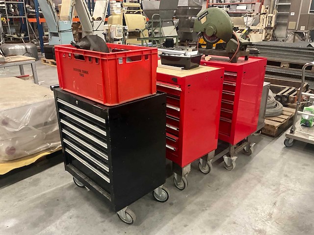 Gereedschapswagen (3x) - afbeelding 1 van  28