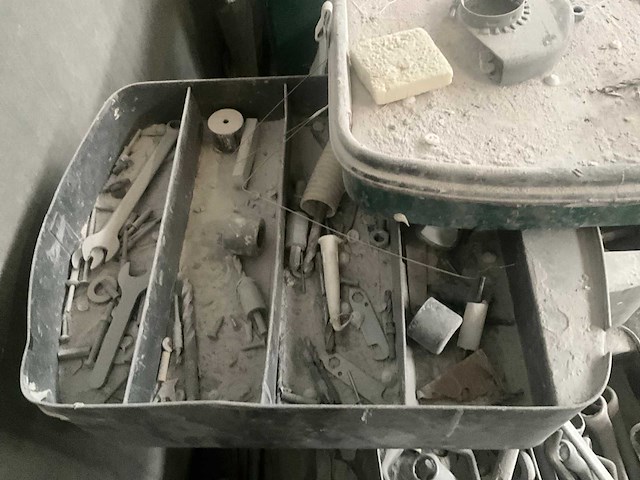Gereedschapswagen (4x) - afbeelding 11 van  17