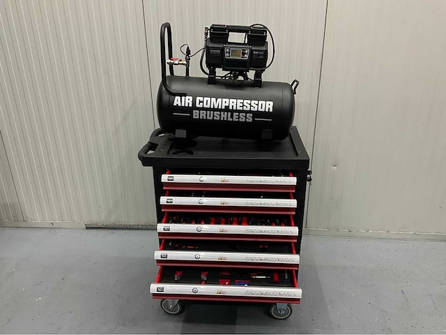 Gereedschapswagen gevuld en hogedrukcompressor 40 liter - ultra force equipment - afbeelding 30 van  38