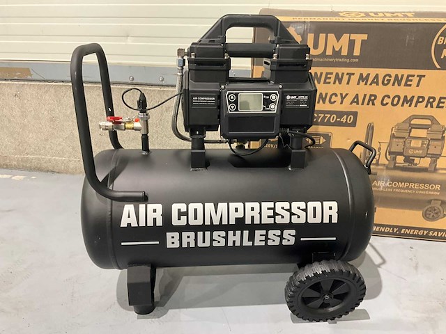 Gereedschapswagen gevuld en hogedrukcompressor 40 liter - ultra force equipment - afbeelding 31 van  38