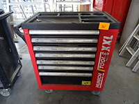 Gereedschapswagen + inhoud - afbeelding 1 van  9