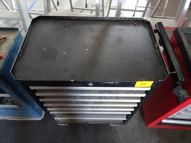 Gereedschapswagen + inhoud - afbeelding 2 van  9