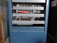 Gereedschapswagen + inhoud - afbeelding 1 van  7