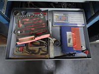 Gereedschapswagen + inhoud - afbeelding 5 van  7