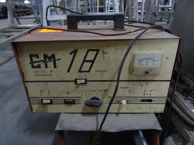 Gereedschapswagen + inhoud - afbeelding 11 van  11