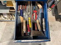 Gereedschapswagen met inhoud - afbeelding 8 van  11