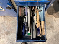 Gereedschapswagen met inhoud - afbeelding 10 van  10