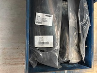 Gereedschapswagen met inhoud - afbeelding 2 van  11