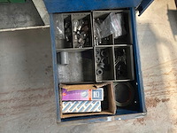 Gereedschapswagen met inhoud - afbeelding 8 van  9