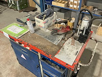 Gereedschapswagen met inhoud - afbeelding 8 van  8