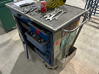 Gereedschapswagen met inhoud - afbeelding 5 van  7