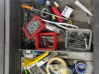 Gereedschapswagen op wielen met zes laden, gevuld met diverse handgereedschappen, bevestigingsmaterialen - afbeelding 2 van  8