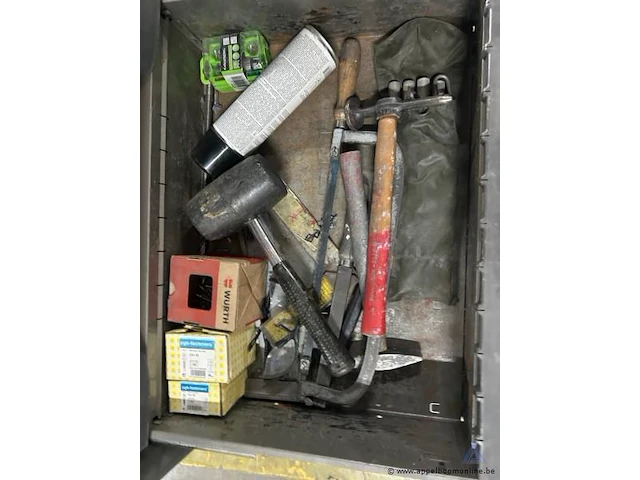 Gereedschapswagen op wielen met zes laden, gevuld met diverse handgereedschappen, bevestigingsmaterialen - afbeelding 7 van  8