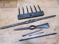 Gereedschap/werktuigen - afbeelding 1 van  1