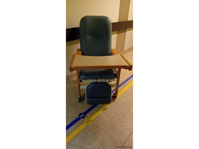 Geriatrische zetel - afbeelding 2 van  3