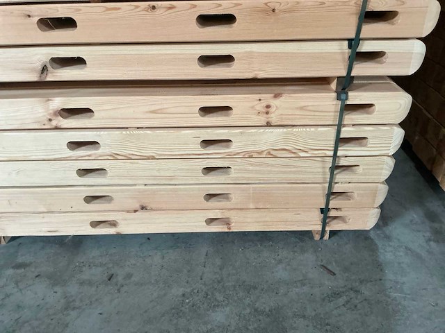 Geschaafde grenen paal (45x) - afbeelding 3 van  4