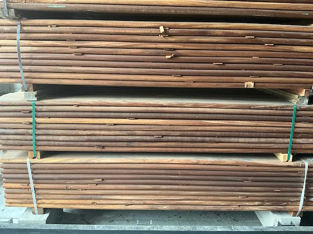 Geschaafde okan plank (128x) - afbeelding 1 van  4