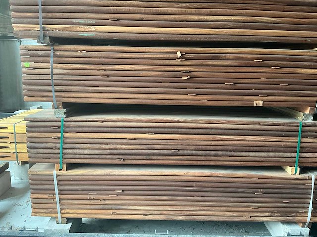 Geschaafde okan plank (128x) - afbeelding 1 van  4