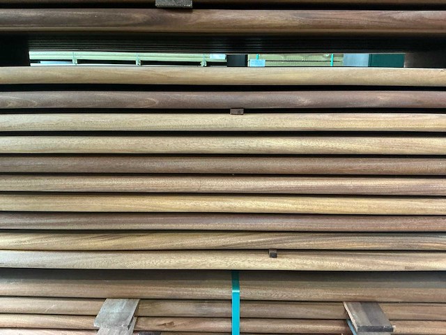 Geschaafde okan plank (65x) - afbeelding 1 van  4