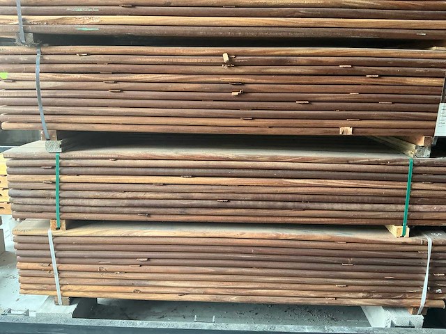 Geschaafde okan plank (90x) - afbeelding 1 van  4