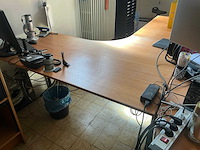 Geschakeld bureau - afbeelding 4 van  6