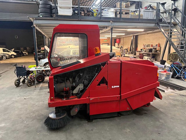 Gesco - r1200d - zelfrijdende veegmachine - afbeelding 10 van  16