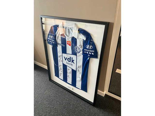 Gesigneerd voetbalshirt kaa gent - afbeelding 11 van  11