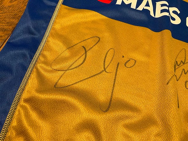 Gesigneerd wielershirt the wolfpack maes - afbeelding 3 van  8