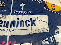 Gesigneerd wielershirt the wolfpack maes - afbeelding 6 van  7