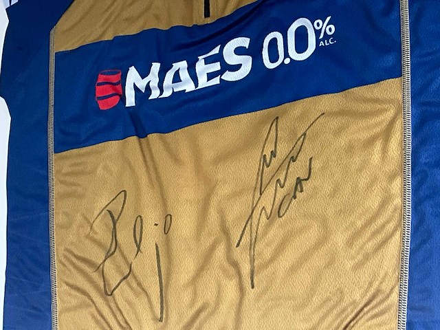 Gesigneerd wielershirt the wolfpack maes - afbeelding 6 van  6