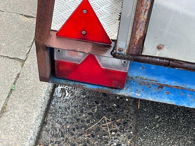 Gesloten 750kg aanhangwagen - afbeelding 6 van  17