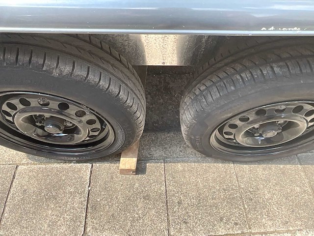 Gesloten aanhangwagen 750kg aanhangwagen - afbeelding 12 van  16
