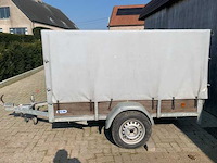 Gesloten aanhangwagen 750kg - afbeelding 1 van  5