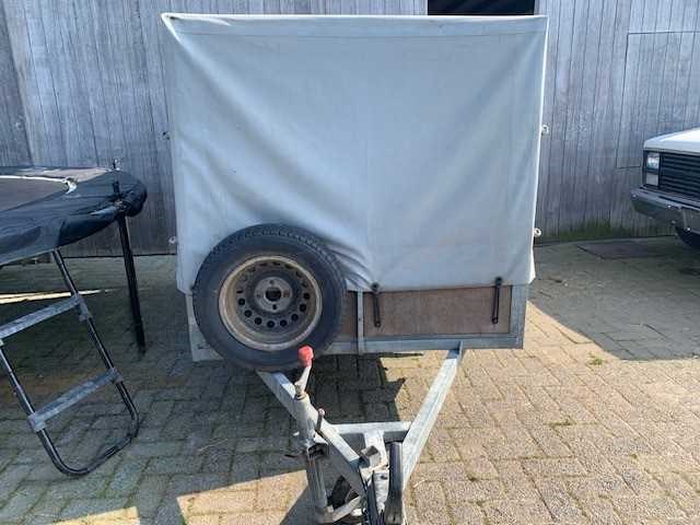 Gesloten aanhangwagen 750kg - afbeelding 2 van  5