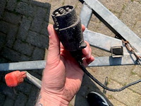 Gesloten aanhangwagen 750kg - afbeelding 4 van  5