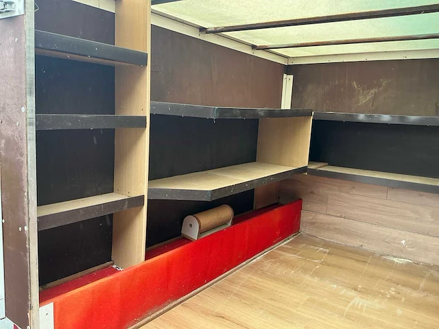 Gesloten aanhangwagen 750kg - afbeelding 3 van  15