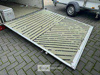 Gesloten aanhangwagen hapert met verlaagde oprijklep - afbeelding 11 van  25
