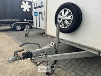Gesloten aanhangwagen hapert met verlaagde oprijklep - afbeelding 16 van  25