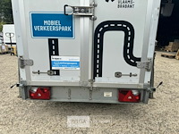 Gesloten aanhangwagen saris met verkoopkleppen - afbeelding 5 van  22