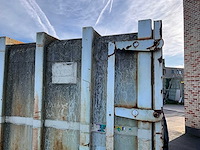 Gesloten container - afbeelding 8 van  19