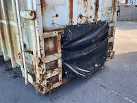 Gesloten container - afbeelding 9 van  19