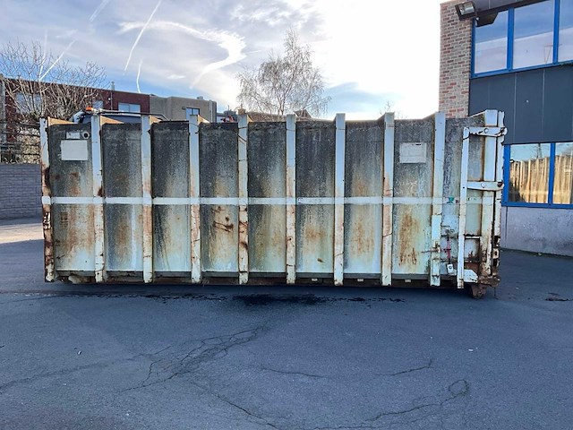 Gesloten container - afbeelding 12 van  19