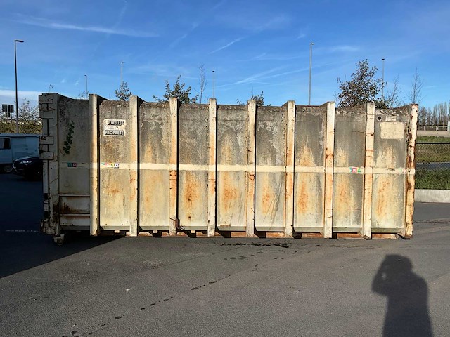 Gesloten container - afbeelding 17 van  19